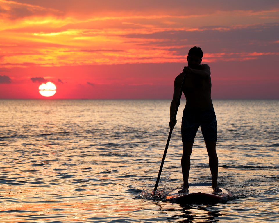 Stand-up paddle tour