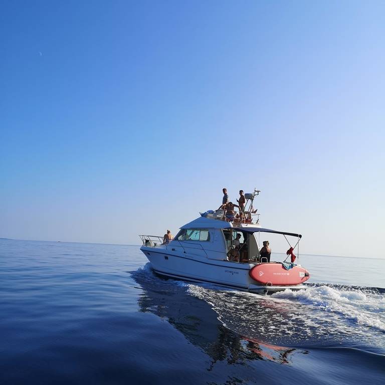 Yacht trip Zrće   Hen Croatia